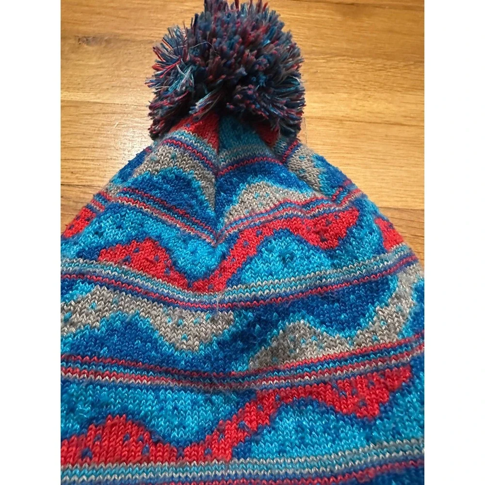 Patagonia Kids Powder Town Beanie Pom Pom Knit Hat FA16 Style 66061 Blue Tan